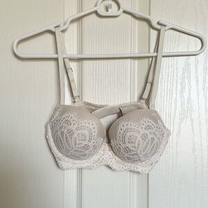 VICTORIA’S SECRET: DREAM ANGELS BRA - SIZE 32C